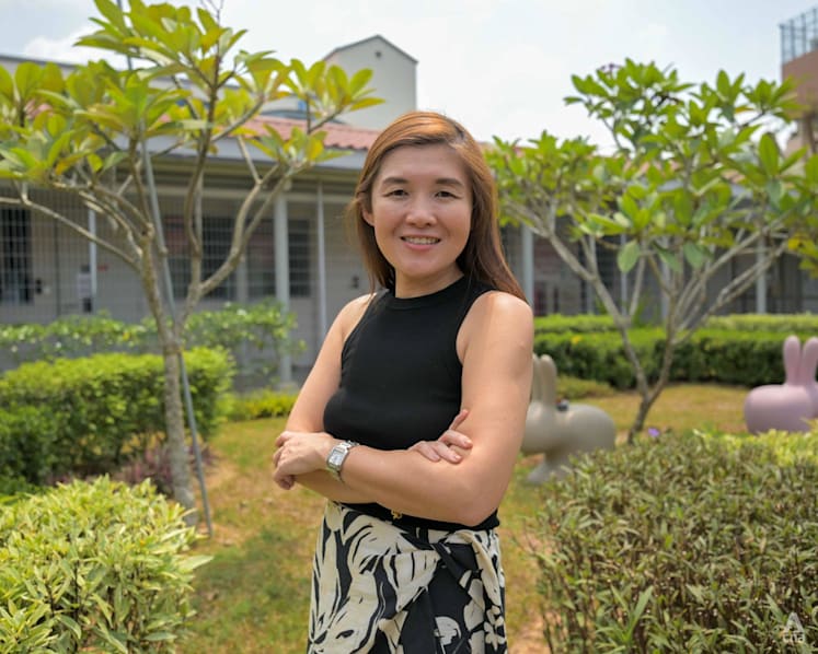She overcame her parents' doubts and stigma to become a psychologist helping vulnerable teen girls