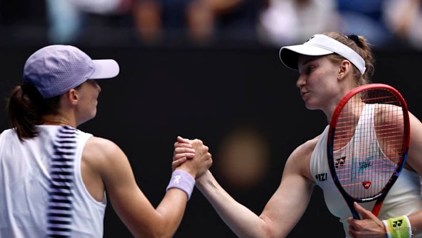Rybakina downs Swiatek to move into Australian Open semi-finals