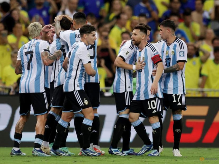 Soccer-Argentina hand Brazil third straight loss after crowd trouble at Maracana