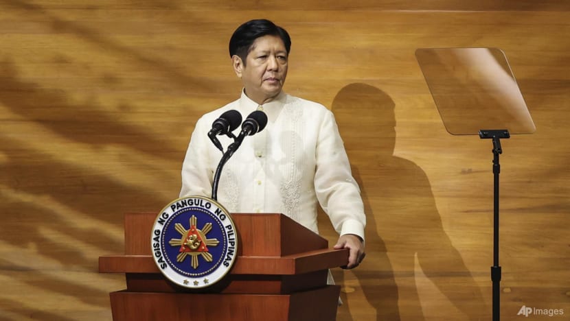 Philippine president orders shutdown of Chinese-run online gambling outfits employing thousands Philippine president orders shutdown of Chinese-run online gambling outfits employing thousands