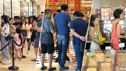 Hey Auntie, Quit Tailgating Me While Queuing For Kueh In The Time Of Covid-19     