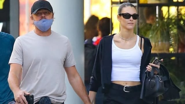 Leonardo DiCaprio已和女友秘密订婚？网友恭贺他“终于收心”