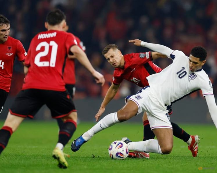 Kane double seals perfect World Cup qualification for England