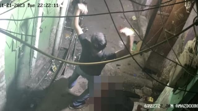 印度16岁少年狂捅17岁男50多刀  过后在尸体旁跳舞