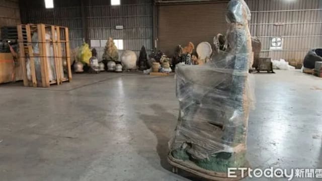 台湾铁皮工厂意外 搬运工遭200公斤水晶洞砸头部死亡