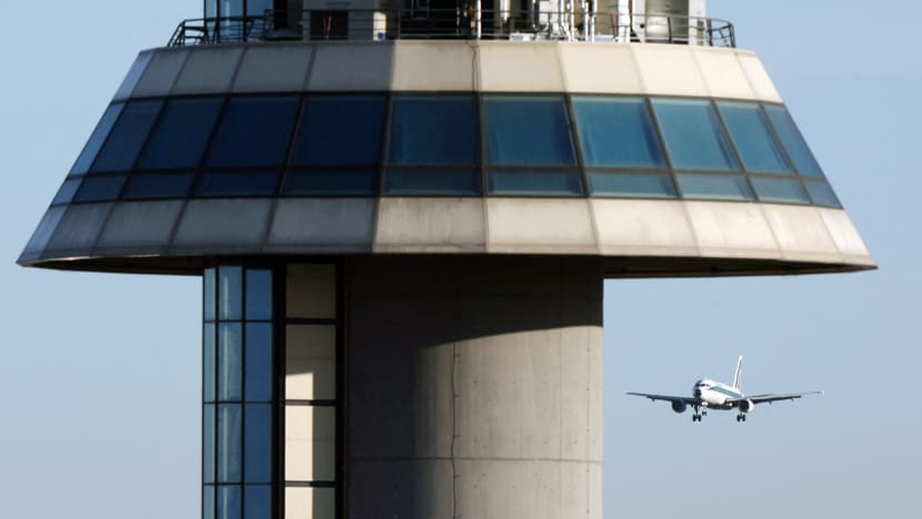 Hampir separuh penumpang tiba di Milan dari China diuji positif COVID-19