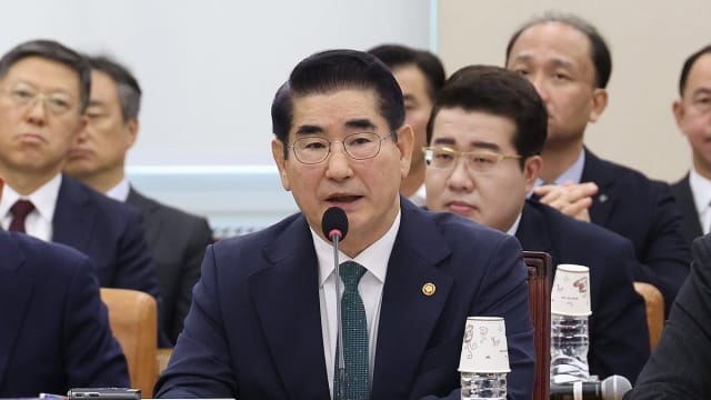 韩国前国防部长金龙显涉及内乱罪 被禁止出境