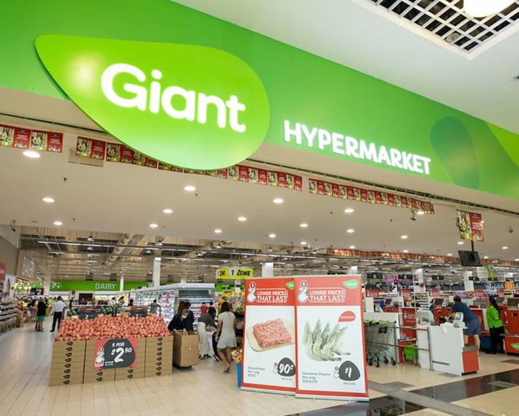 Giant supermarket apologises after mislabelling halal chicken as pork skin