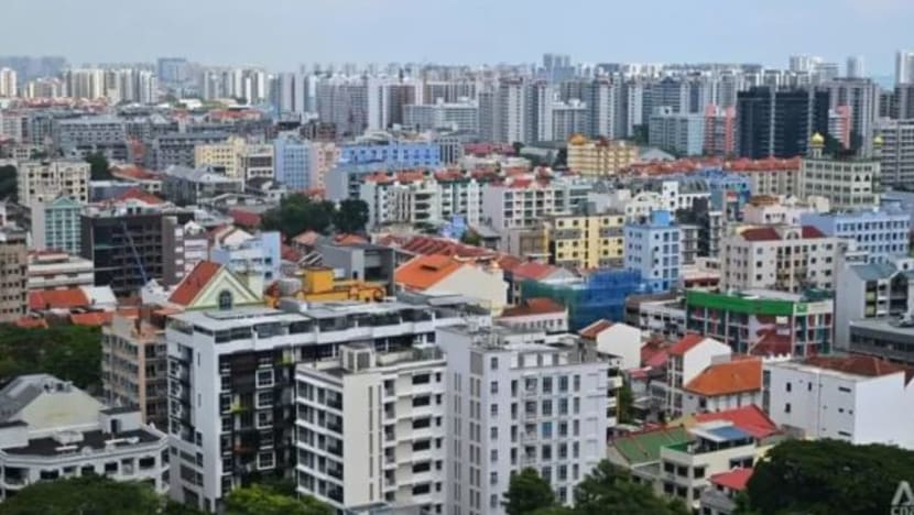 Geran Perumahan CPF yang dinaikkan dapat kurangkan beban kewangan keluarga muda, pilih flat jualan semula