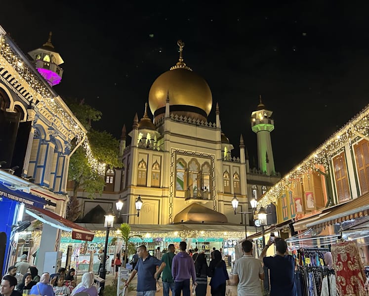 Kampong Glam’s Ramadan bazaar returns with 33 days of food, lights and sights