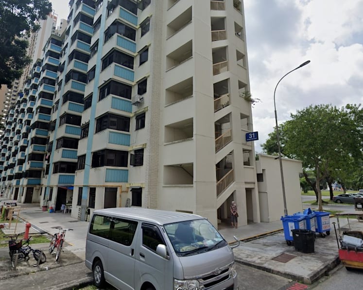 Man to be charged with mischief by fire after allegedly using kerosene to set neighbour's door alight