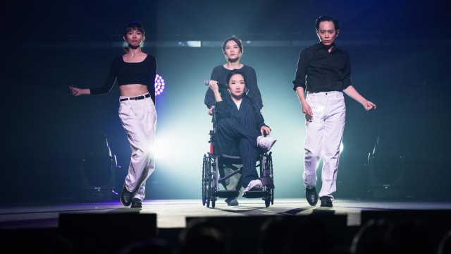 陶晶莹首办说唱秀　女儿登台合唱不忘爆父母黑料