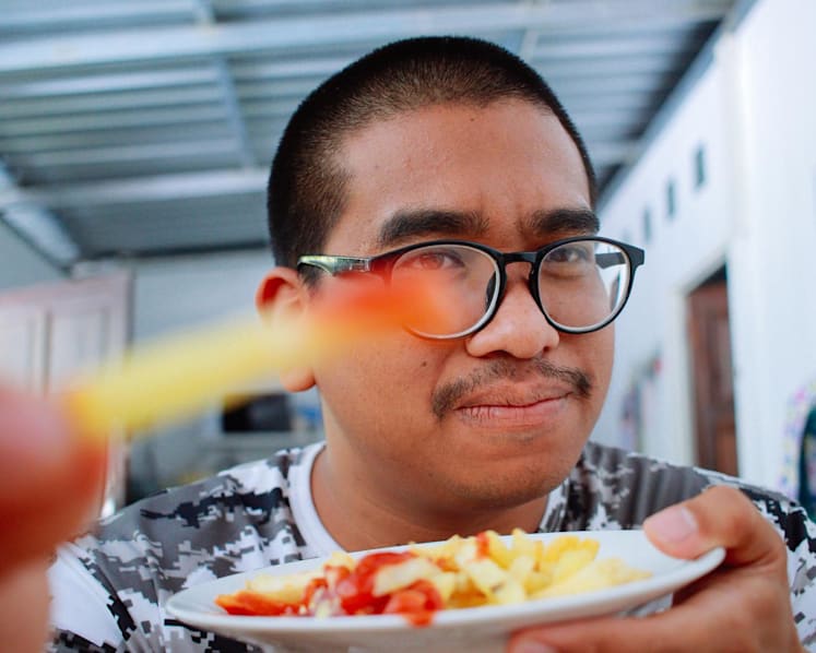 Can you undo indulgent meals with healthier choices? What really helps (and what doesn’t)