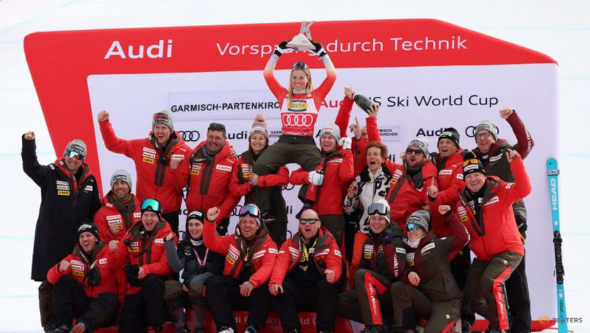 Alpine skiing-Gut-Behrami earns first win of season, Vonn 13th in super-G