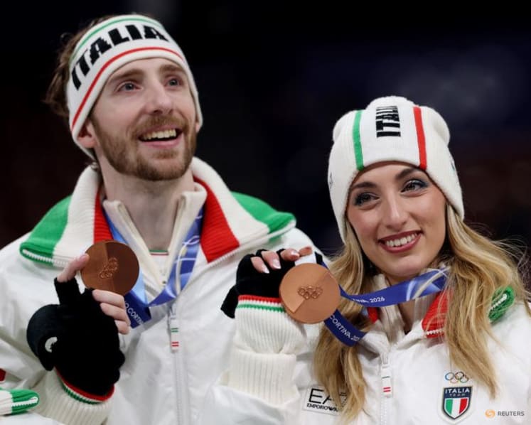 Figure skating-Italy's team bronze lifts hopes of further home-ice success