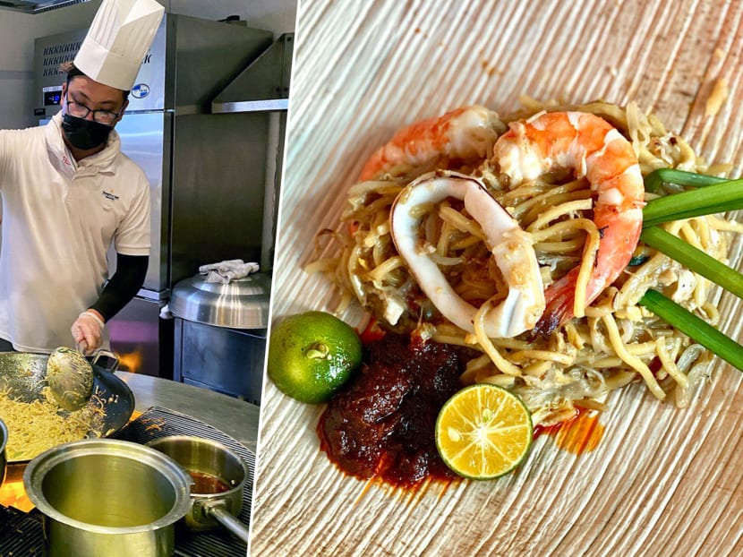 Free-Flow Geylang Lor 29 Charcoal Fried Hokkien Mee At Shangri-La's Hawker Buffet Pop-Up