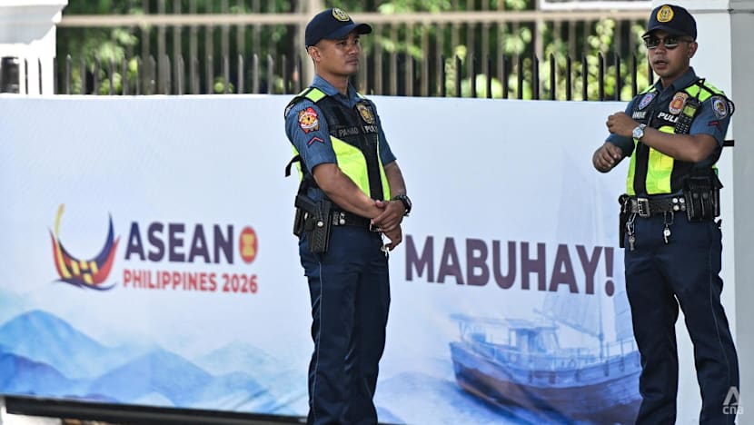 ASEAN Foreign Ministers Meet in Manila on Regional Crises