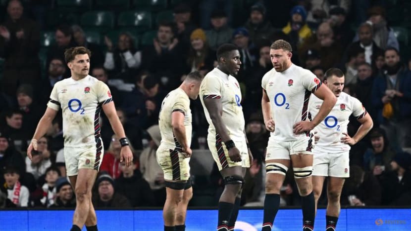 Australia's Jorgensen snatches crazy late win over England
