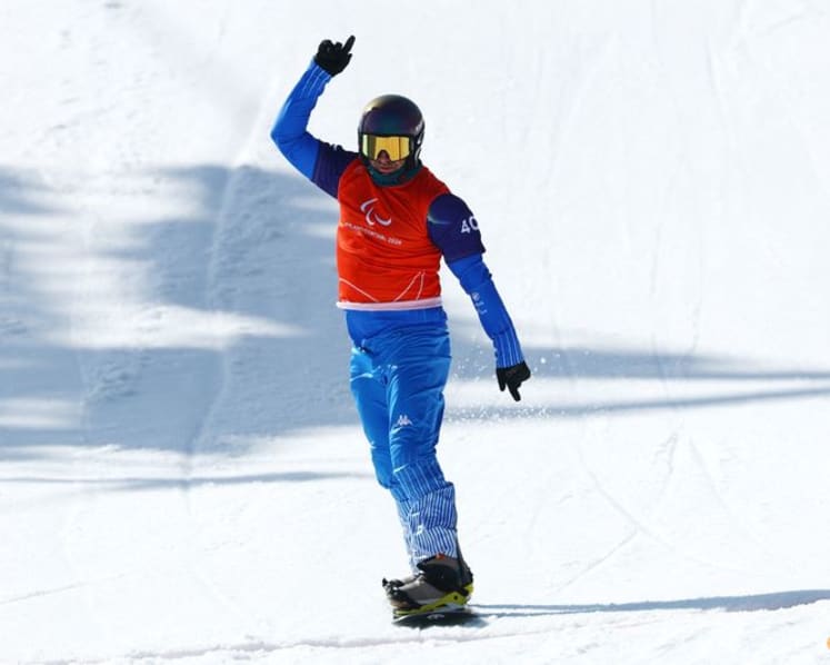 From Olympic crash to Paralympic gold, the two lives of snowboarder Perathoner