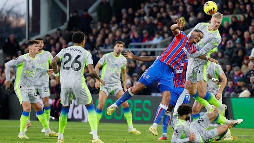 Man City keep pressure on Arsenal with 3-0 win at Palace