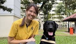 Kisah perempuan pelatih anjing pemandu, membuka jalan kemandirian bagi penyandang tunanetra