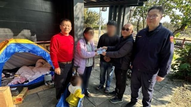 未缴租被赶 台中年轻女子携一岁儿公园搭帐篷露宿