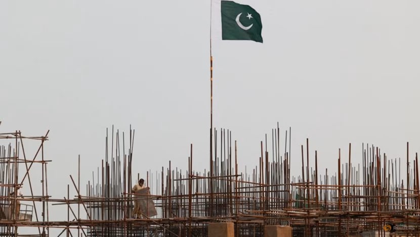 12 askar terbunuh dalam serangan hendap Taliban Pakistan 