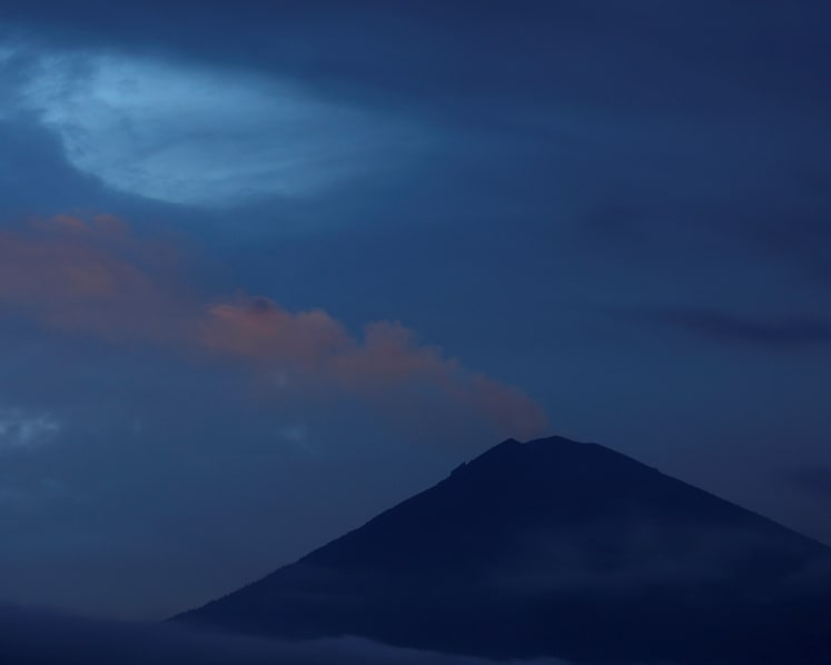 Mount Agung eruption: MFA continues to advise S’poreans to defer travels to Bali