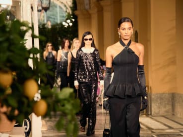 Chanel is bringing its most recent Cruise 2026 show from Lake Como to Singapore in November
