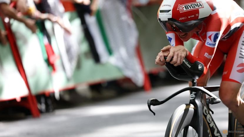 Ganna glides to Vuelta time trial win, Almeida gains on Vingegaard