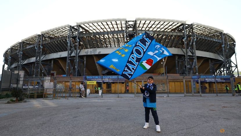 Napoli hope to halt slide as Inter and Milan turn up the pressure