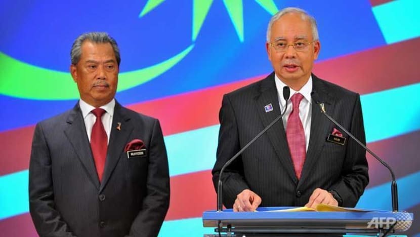 மலேசியப் பிரதமர் 5 அமைச்சர்களைப் பணிநீக்கம் செய்யவிருப்பதாகத் தகவல்