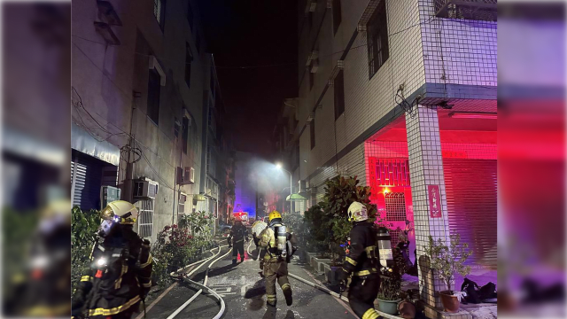 台男深夜引爆煤气桶 邻居熟睡被烧死