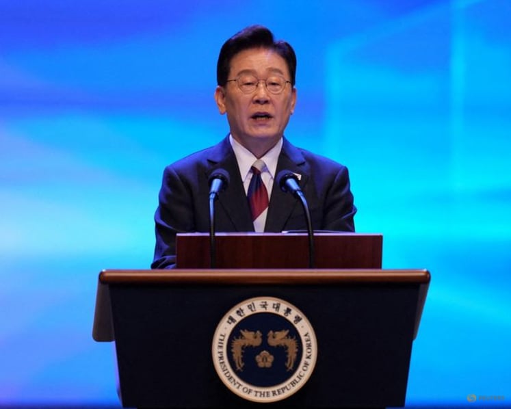 South Korea leader rules out term extension