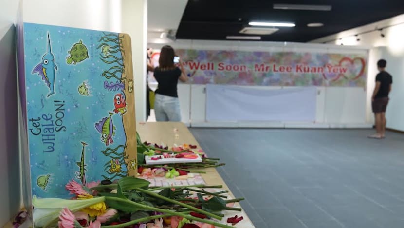 SGH sets up area for public to leave well-wishes and flowers for Mr Lee Kuan Yew