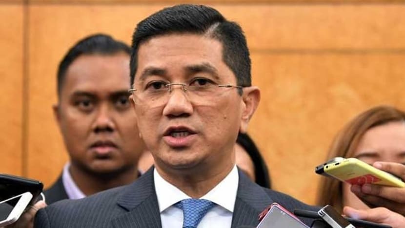 PH sokong Dr Mahathir, tiada isu undi tidak percaya - Azmin