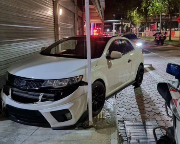 Man, 31, led police on car chase, bit officer's arm in bid to escape; handed multiple charges