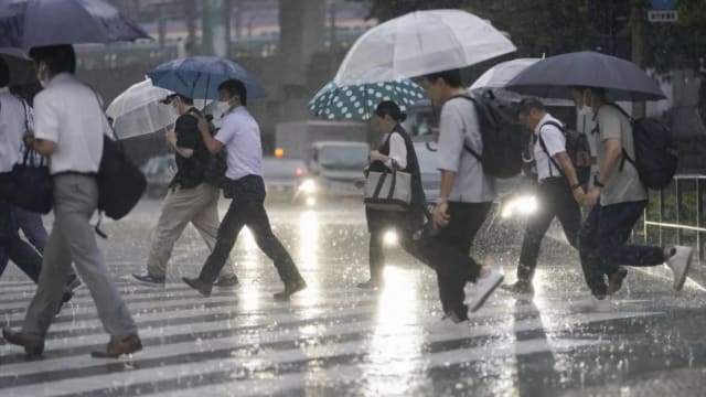 热带风暴“鸳鸯”逼近日本 或登陆东海地区
