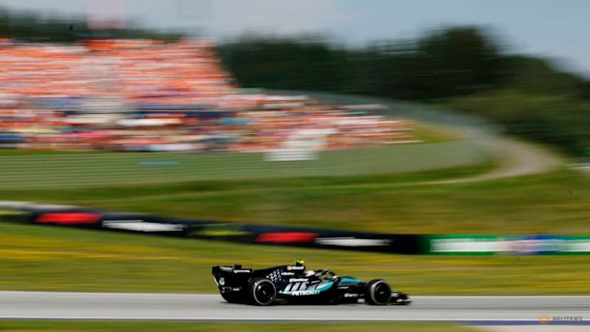 Thirsty Russell wins in Austria to trim Antonelli's lead