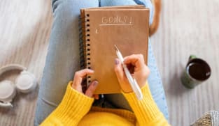 Mengapa resolusi Tahun Baru selalu gagal? Begini tips mewujudkannya