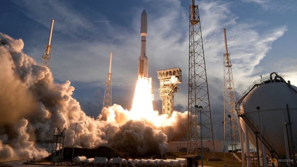 Amazon to buy satellite firm Globalstar in $11.57 billion deal to take on Musk's Starlink