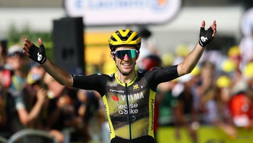 Healy gives Ireland rare yellow jersey as Simon Yates wins Tour de France 10th stage