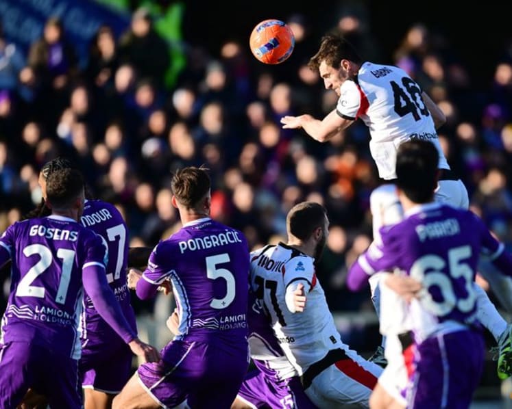 Milan salvage draw at Fiorentina with late Nkunku goal