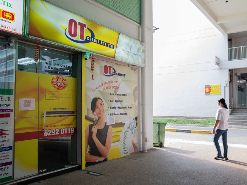 Tusheintar Segaran and two others robbed OT Credit, a moneylending shop located at Block 135 Jurong Gateway Road, and fled with S$48,000. Tusheintar Segaran and two others robbed OT Credit, a moneylending shop located at Block 135 Jurong Gateway Road, and fled with S$48,000.