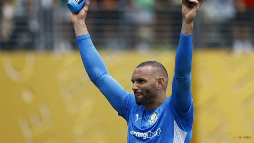 Weather break and midday heat makes for difficult win for Palmeiras