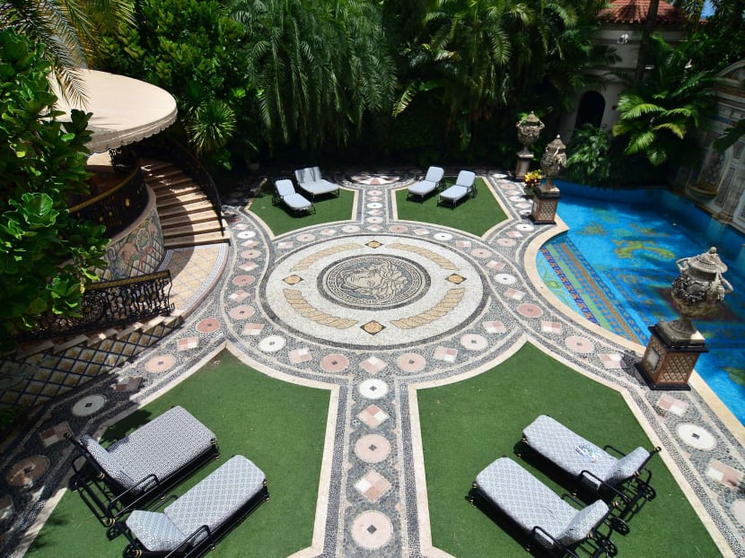 Versace’s former mansion up for auction