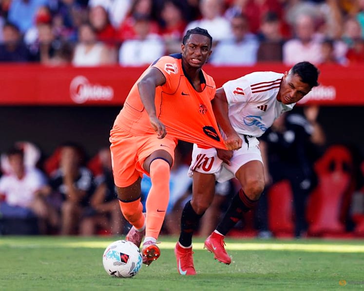 Misfiring Barcelona suffer 4-1 loss at Sevilla