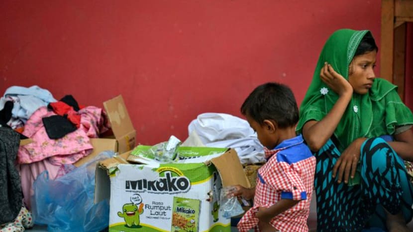 PBB gesa masyarakat sejagat hulur bantuan kepada warga Rohingya yang terkandas di laut PBB gesa masyarakat sejagat hulur bantuan kepada warga Rohingya yang terkandas di laut
