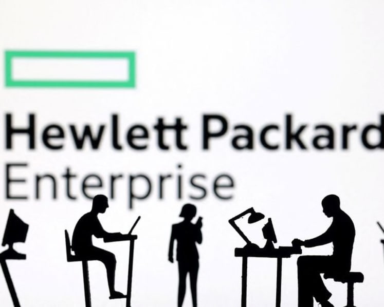 HPE projects revenue above estimates, focuses on higher-margin networking orders
