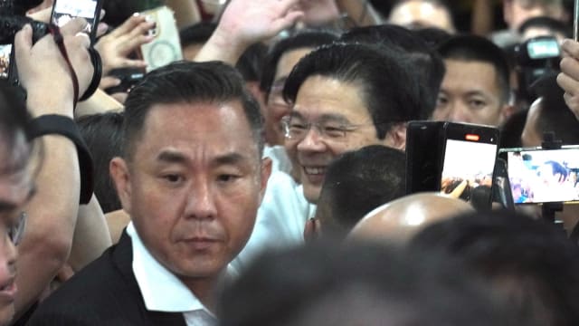  【重温直播】黄总理亮相油池社区活动 场面热闹沸腾
